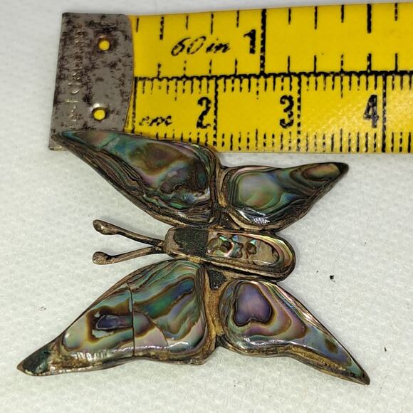 Vintage inlay abalone shell butterfly brooch stamp worn off - Picture 5 of 7